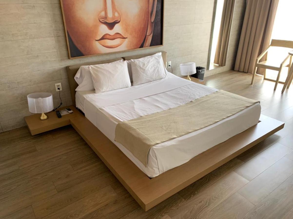 Motel Okura Villas Y Suites Guadalajara Bagian luar foto