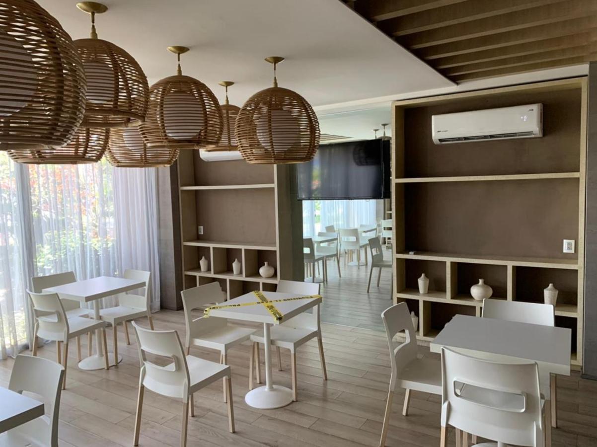 Motel Okura Villas Y Suites Guadalajara Bagian luar foto